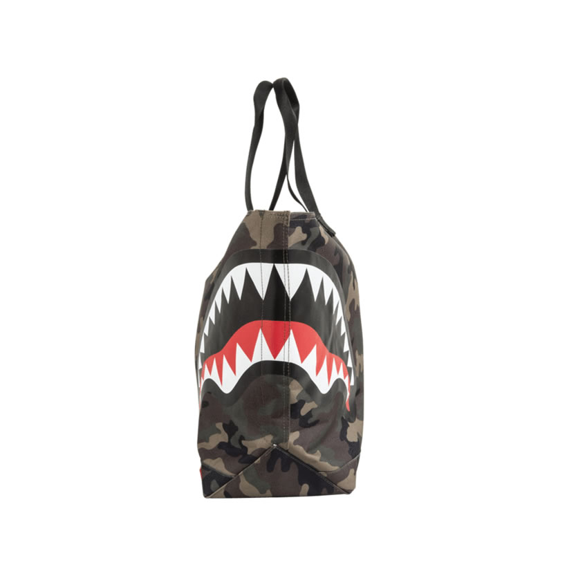 スプレーグラウンド SPRAYGROUND トートバッグ 鞄 CAMO SHARK TOTE
