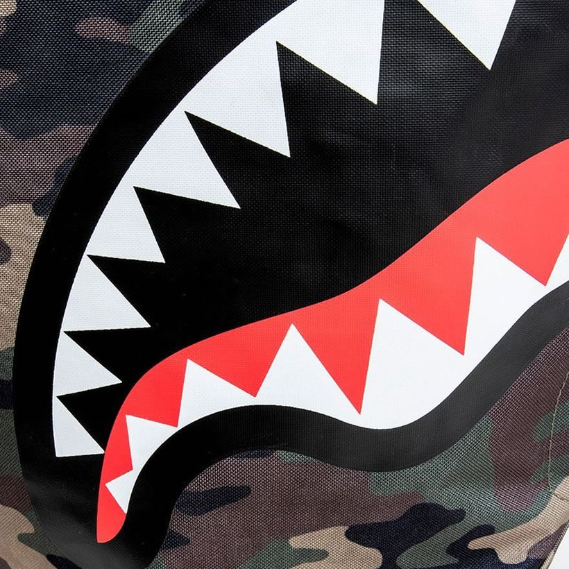 スプレーグラウンド SPRAYGROUND トートバッグ 鞄 CAMO SHARK TOTE